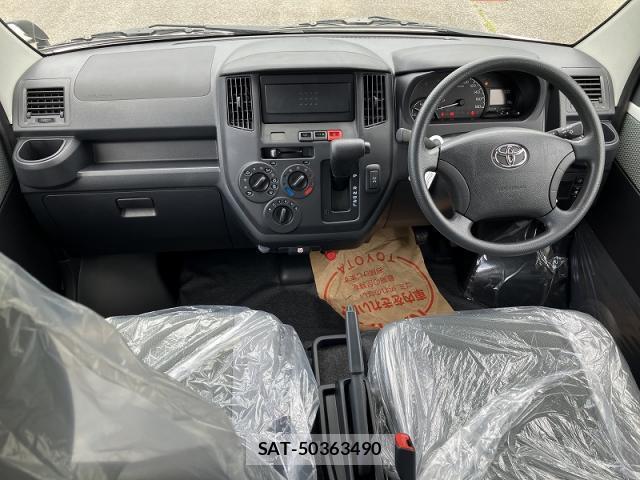Toyota TOWNACE VAN 2026-06 8220742-3