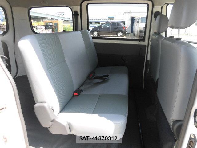 Toyota TOWNACE VAN 2017-04 8221619-12