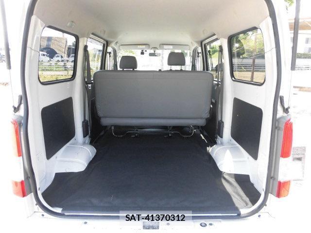 Toyota TOWNACE VAN 2017-04 8221619-15