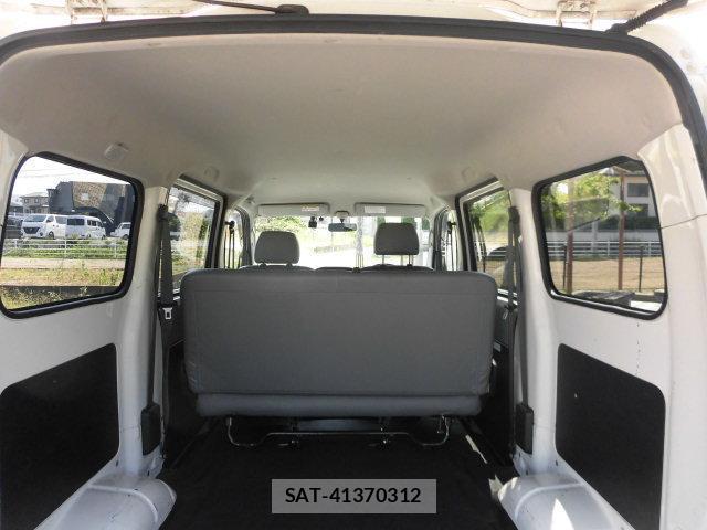 Toyota TOWNACE VAN 2017-04 8221619-16