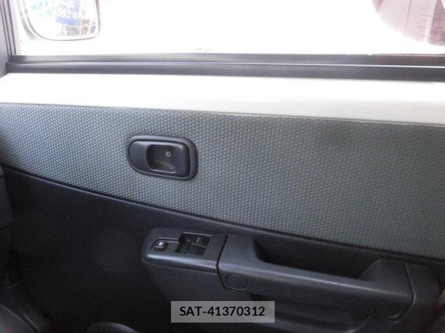 Toyota TOWNACE VAN 2017-04 8221619-19