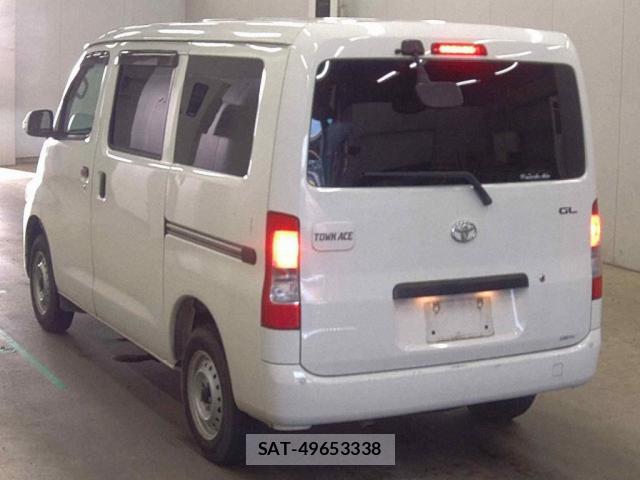 Toyota TOWNACE VAN 2021-06 8222257-1