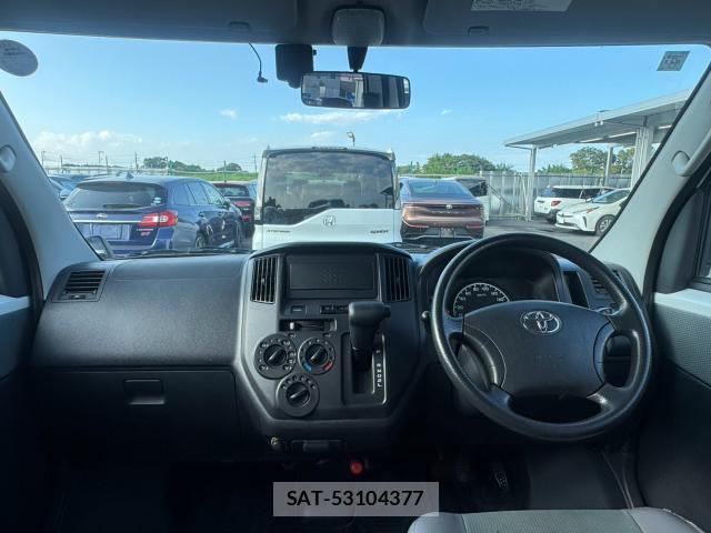 Toyota TOWNACE VAN 2017-06 8222589-1