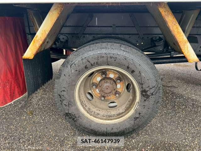 Toyota TOYOACE 2017-03 8218128-11
