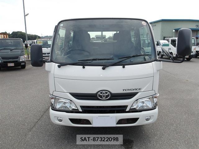 Toyota TOYOACE 2019-10 8218801-12