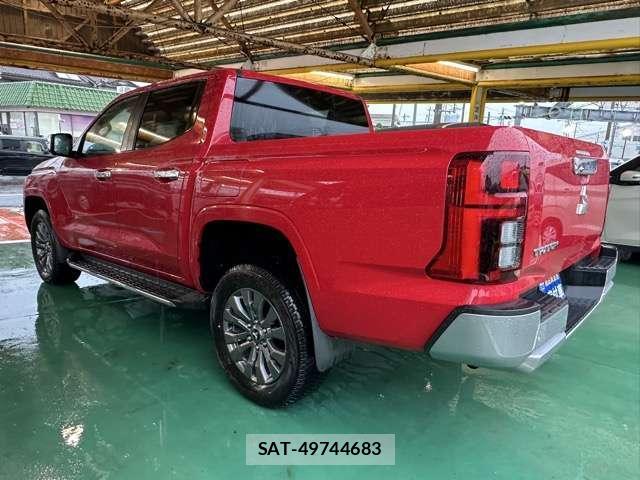 Mitsubishi TRITON 2025-09 8218261-1