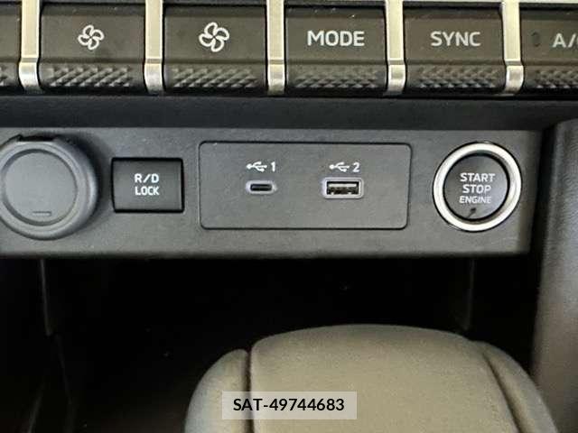 Mitsubishi TRITON 2025-09 8218261-11