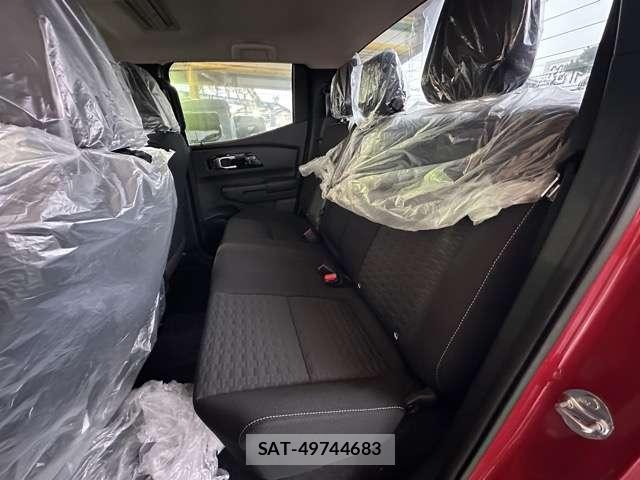 Mitsubishi TRITON 2025-09 8218261-9