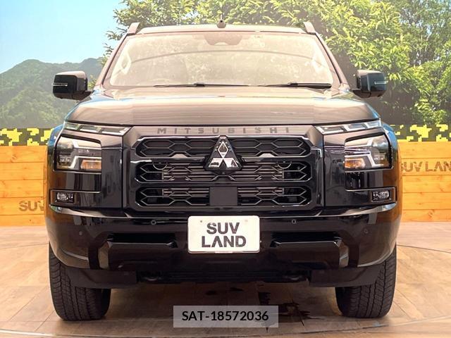 Mitsubishi TRITON 2025-11 8220374-13