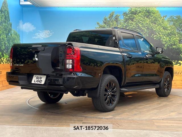 Mitsubishi TRITON 2025-11 8220374-16