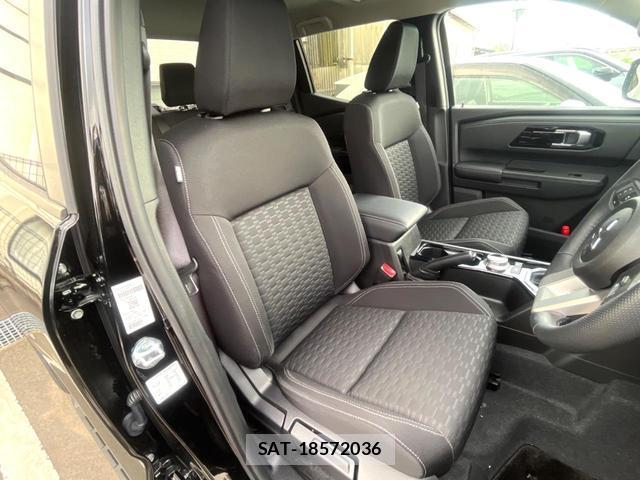Mitsubishi TRITON 2025-11 8220374-7