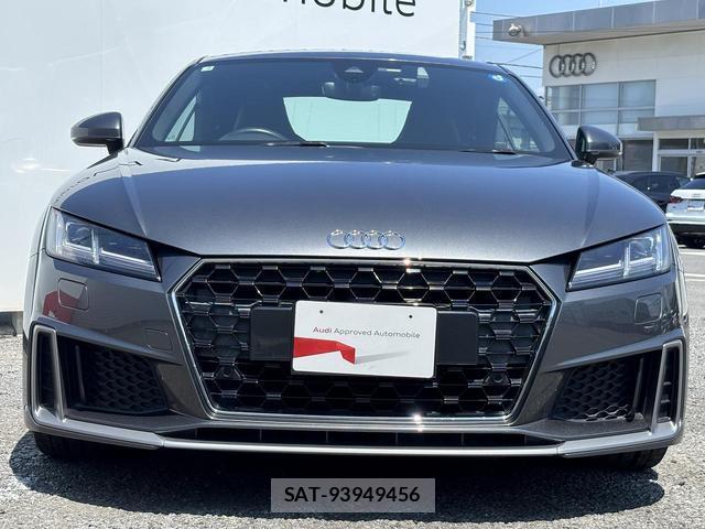 Audi TT 2019-04 8221991-17
