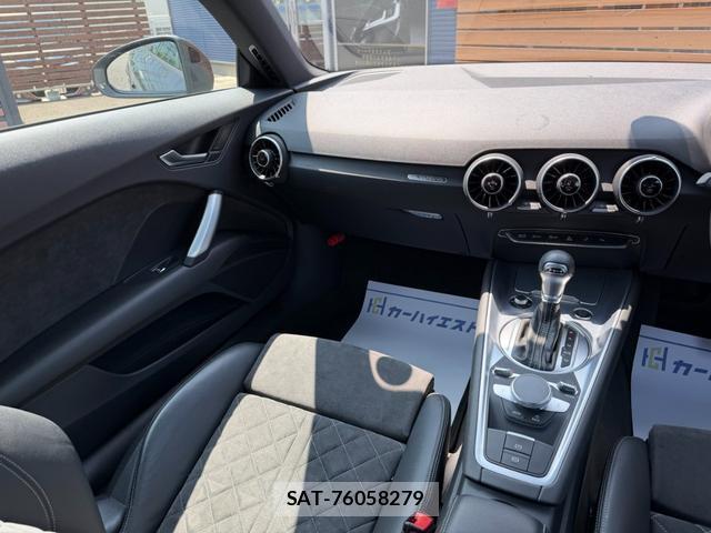 Audi TT 2020-03 8224362-17