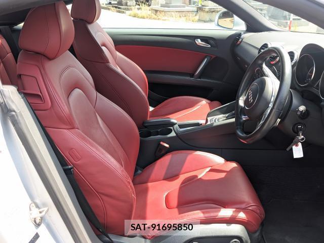Audi TT 2011-12 8224402-5