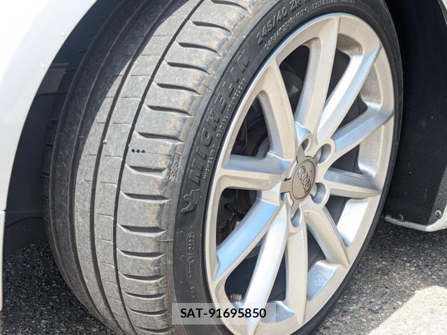 Audi TT 2011-12 8224402-8