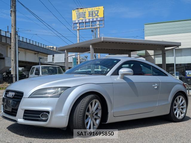 Audi TT 2011-12 8224402-9