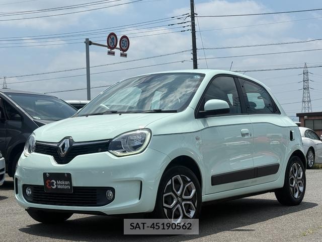 Renault TWINGO 2021-04 8221933-0