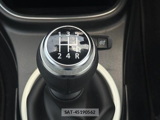 Renault TWINGO 2021-04 8221933-4