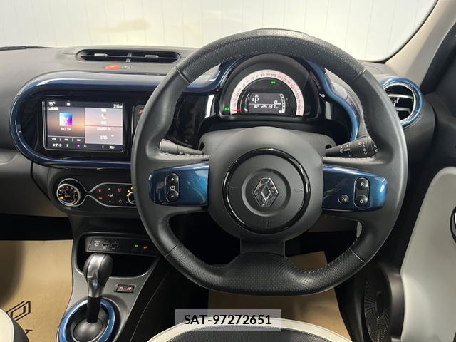 Renault TWINGO 2022-01 8223707-11