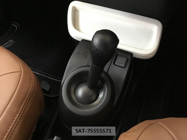 Renault TWINGO 2017-03 8224024-15