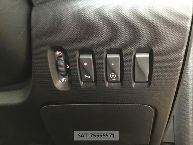 Renault TWINGO 2017-03 8224024-17