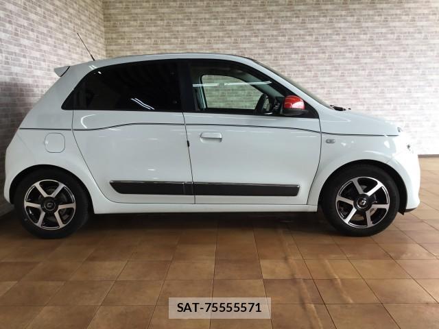 Renault TWINGO 2017-03 8224024-6