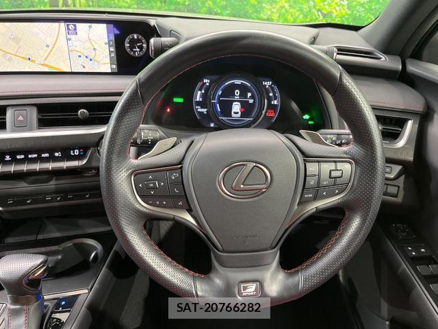 Lexus UX 2021-08 8219091-10