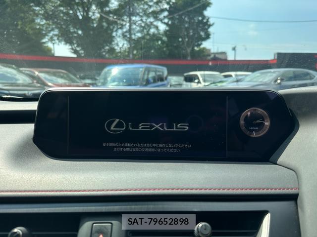 Lexus UX 2019-02 8220576-2