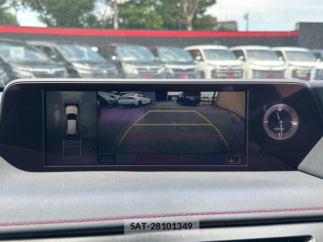 Lexus UX 2019-03 8220579-3