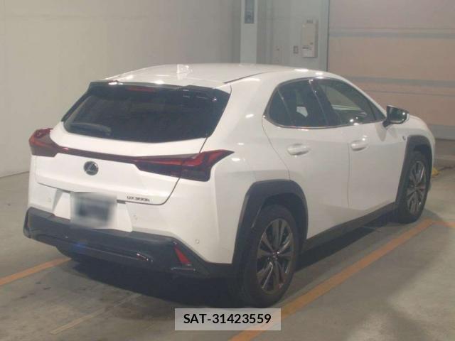 Lexus UX 2024-04 8223144-1