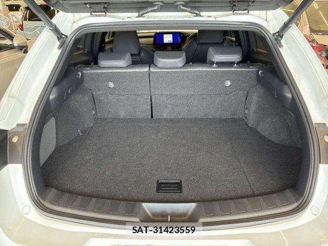 Lexus UX 2024-04 8223144-6