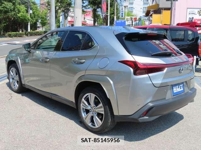 Lexus UX 2022-09 8224300-11
