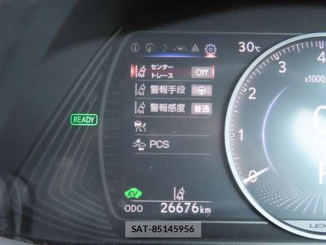 Lexus UX 2022-09 8224300-13