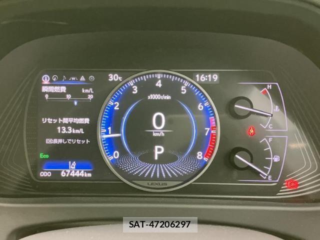 Lexus UX 2019-07 8225468-13