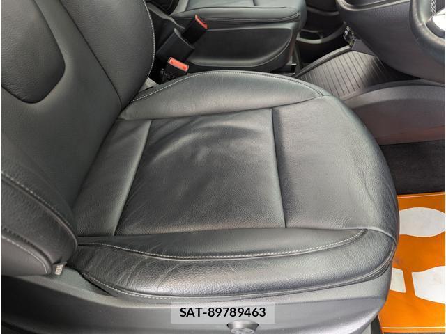 Mercedes Benz V-CLASS 2015-11 8217244-12
