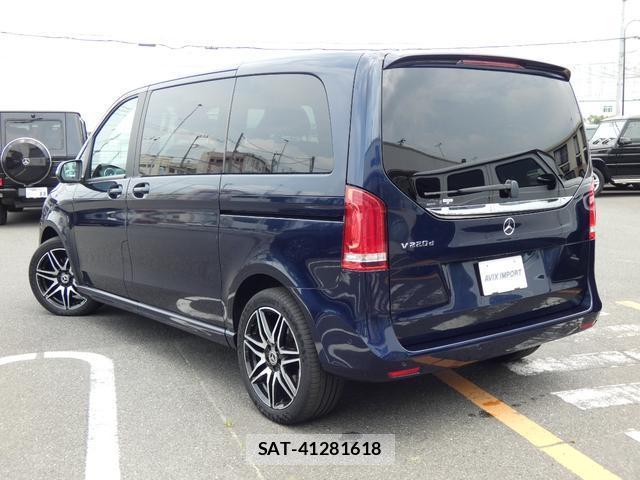 Mercedes Benz V-CLASS 2019-06 8220082-4