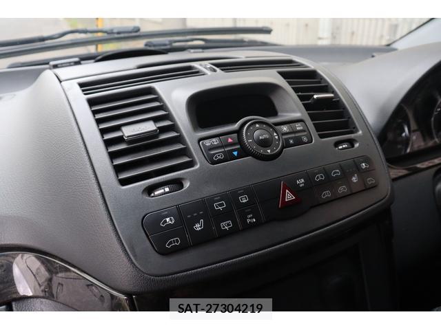 Mercedes Benz V-CLASS 2012-02 8220821-12