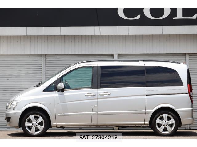Mercedes Benz V-CLASS 2012-02 8220821-2