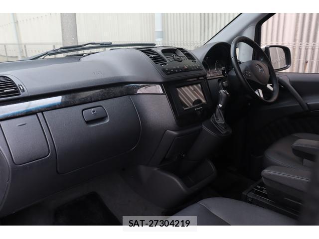 Mercedes Benz V-CLASS 2012-02 8220821-3