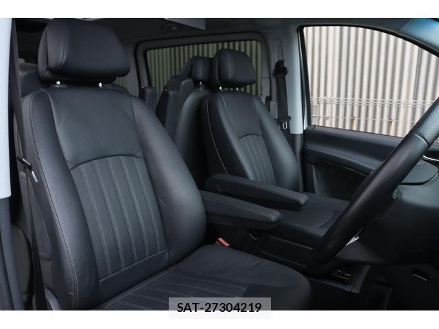 Mercedes Benz V-CLASS 2012-02 8220821-5