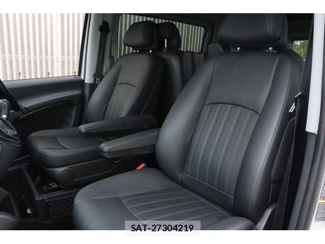 Mercedes Benz V-CLASS 2012-02 8220821-6