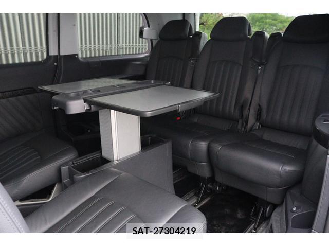 Mercedes Benz V-CLASS 2012-02 8220821-8