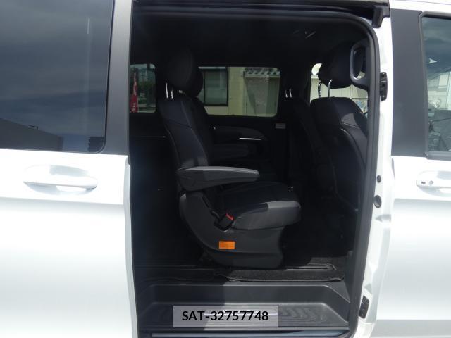 Mercedes Benz V-CLASS 2023-09 8221532-14