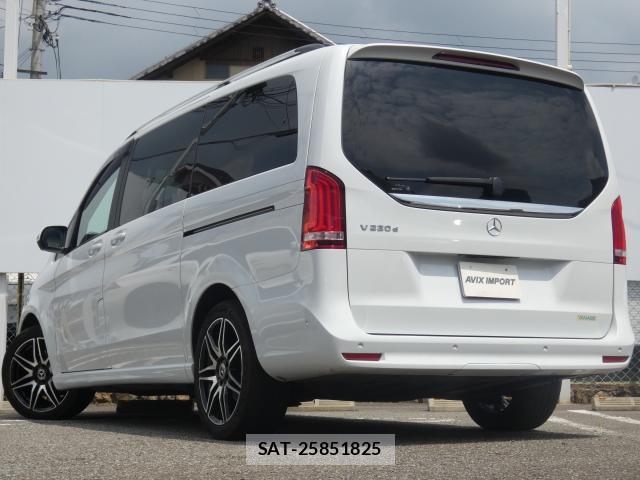 Mercedes Benz V-CLASS 2022-05 8221537-1