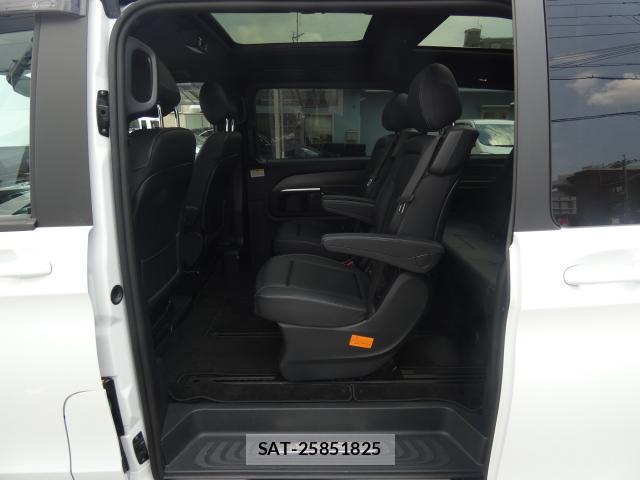 Mercedes Benz V-CLASS 2022-05 8221537-14