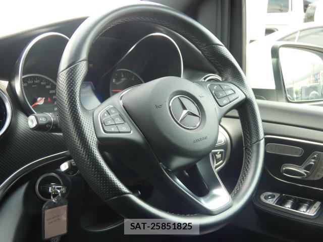 Mercedes Benz V-CLASS 2022-05 8221537-8