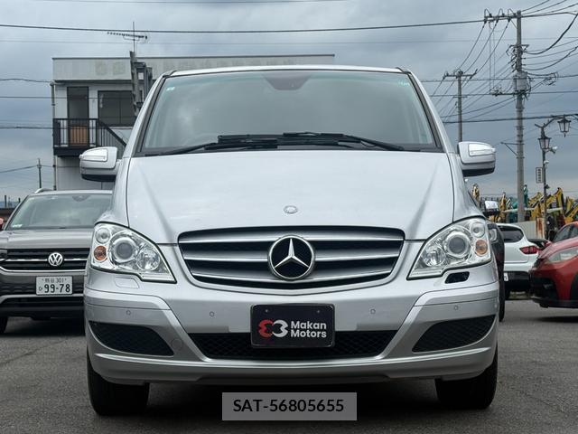 Mercedes Benz V-CLASS 2011-03 8221935-2