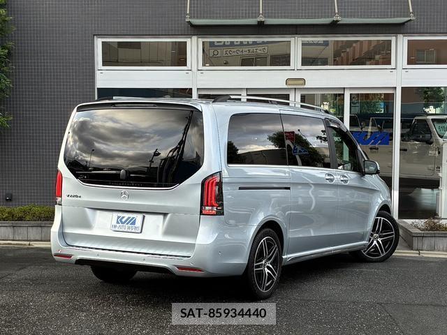Mercedes Benz V-CLASS 2024-10 8224166-1
