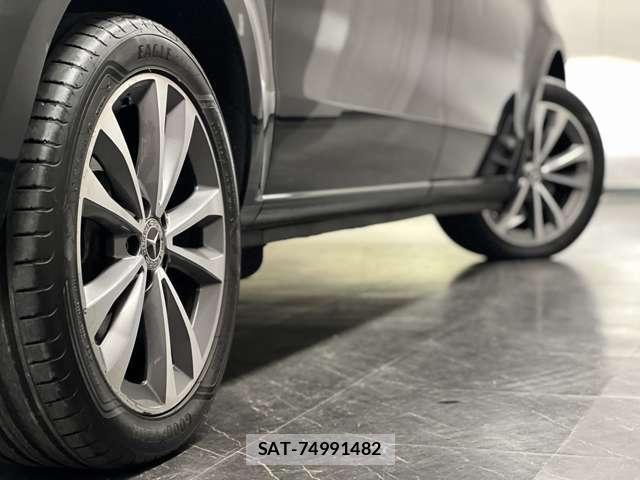 Mercedes Benz V-CLASS 2022-04 8225641-12