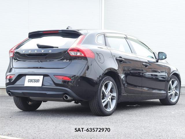 Volvo V40 2015-11 8216598-7